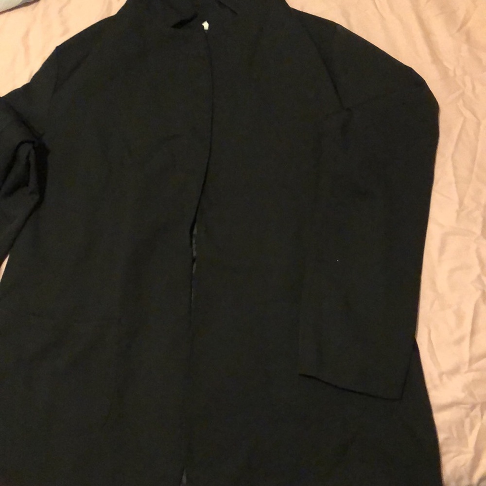 Blazer - Picture 2 of 6